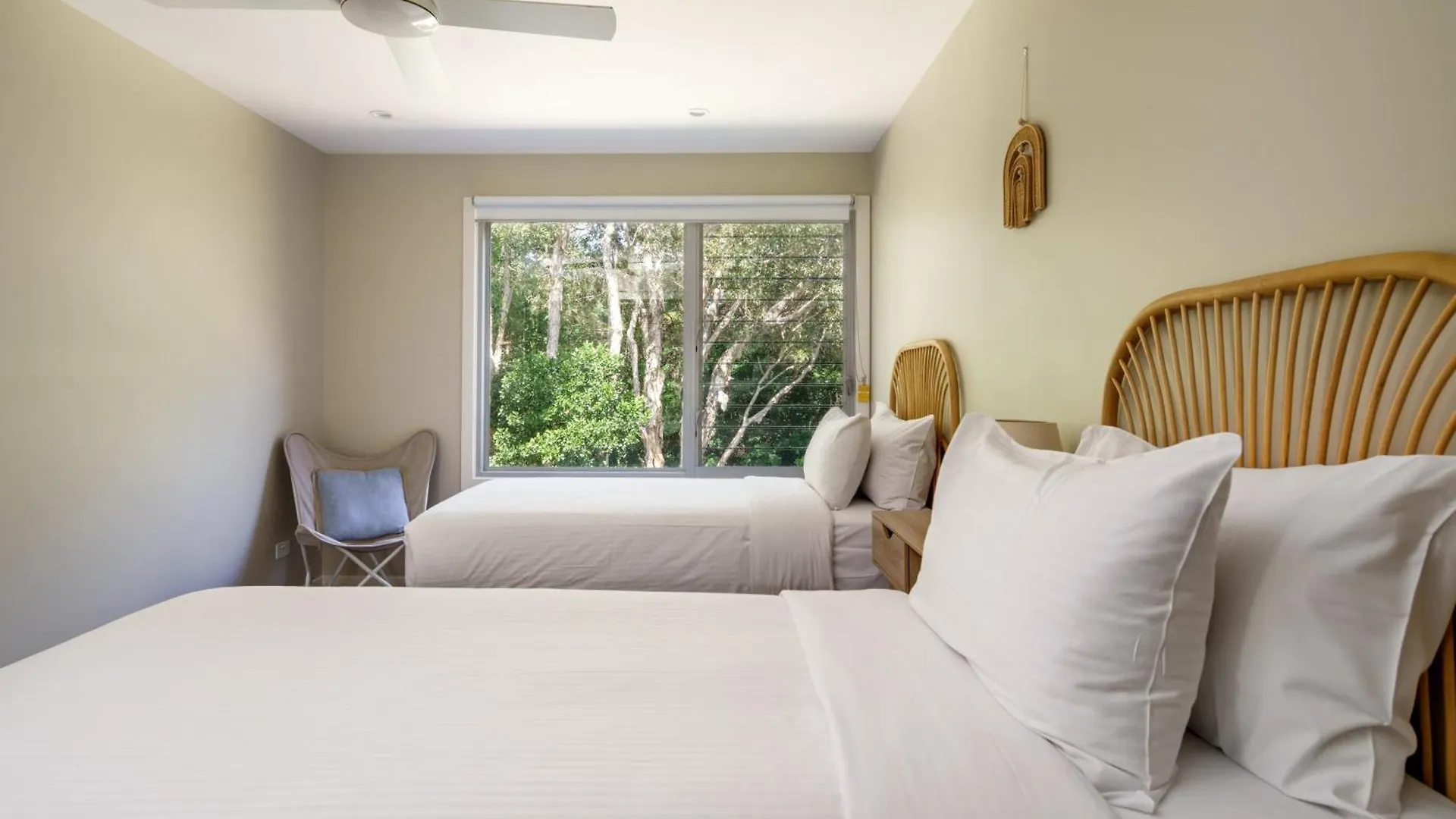 Hébergement de vacances Mount Coolum Beachfront Abode With Private Rooftop Yaroomba Australie